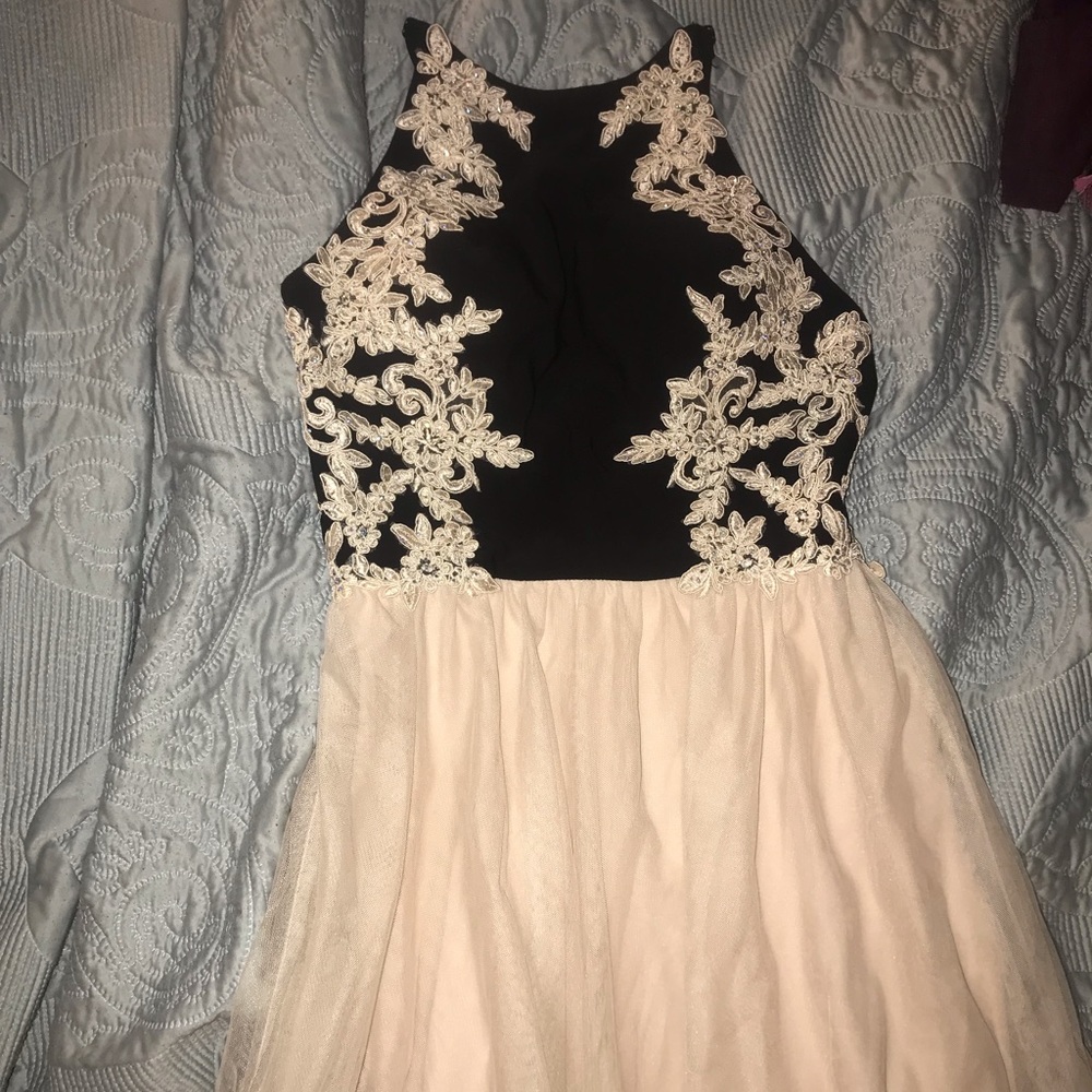 Windsor Black/ivory prom/pageant dress